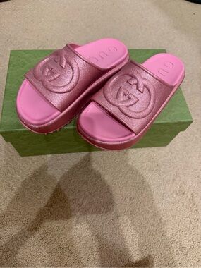 Gucci glitter pink interlocking G platform sandals